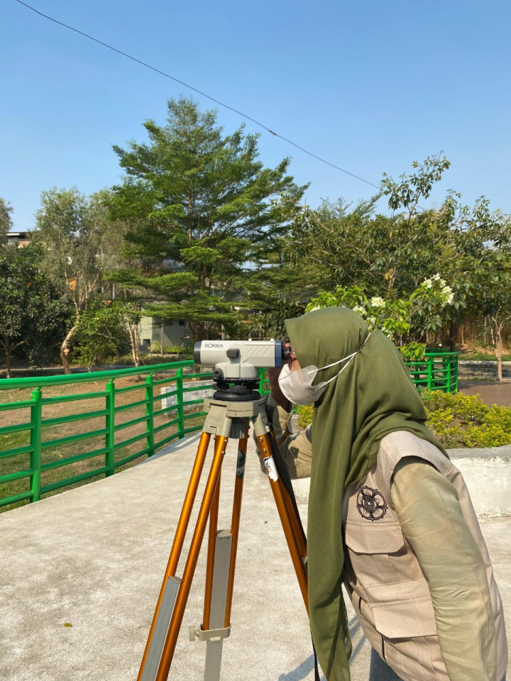 Kegigihan Mitra Pengemudi ShopeeFood di Yogyakarta Sukses Antarkan Anak Jadi Mahasiswa Universitas Gadjah Mada