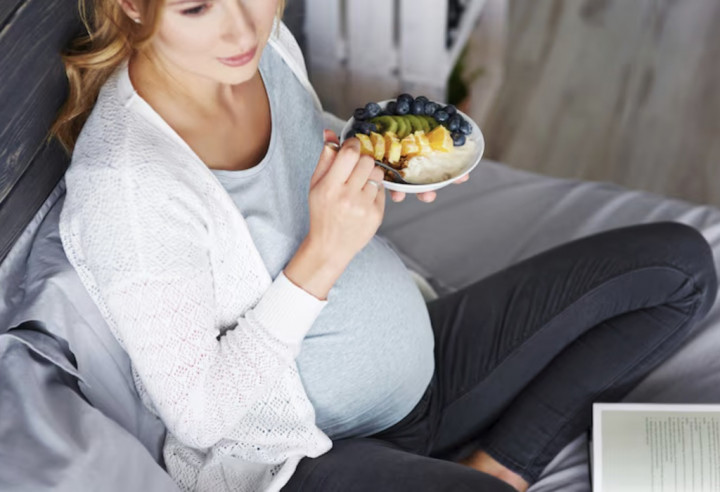 Makanan Seperti Apa yang Tidak Boleh dikonsumsi Ibu Hamil?