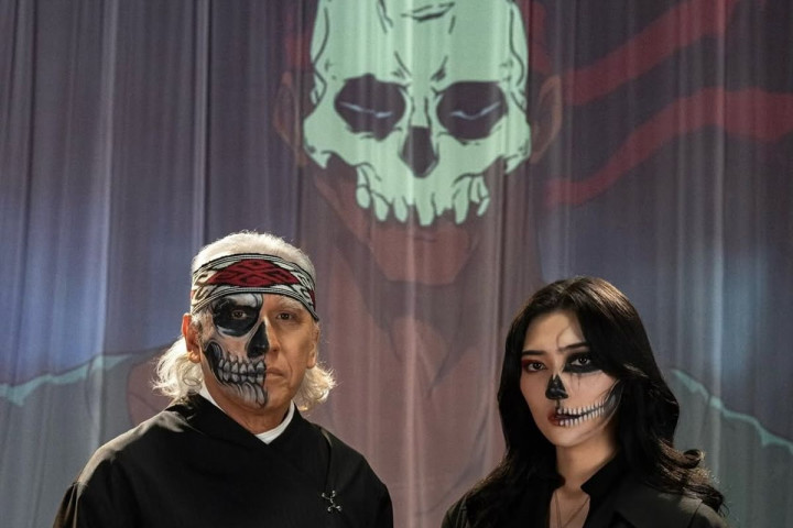 Iwan Fals dan Isyana Nyanyikan Ulang Lagu 