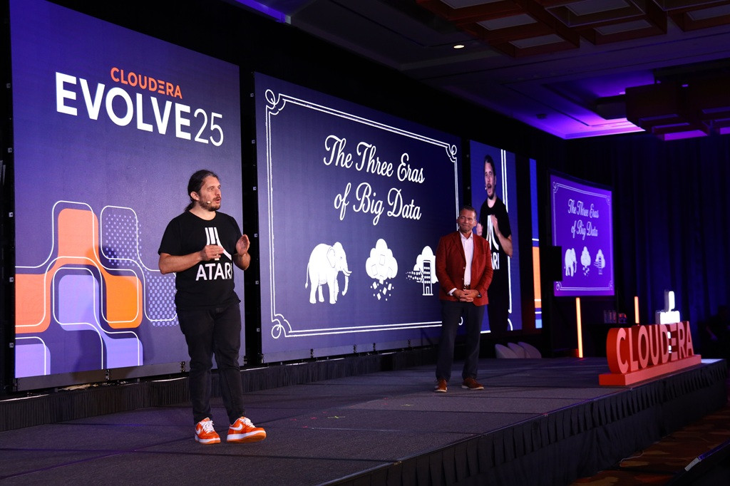 (kanan) Leo Brunnick, Chief Product Offic.er Cloudera