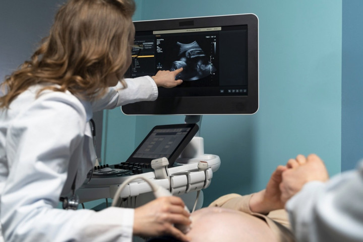 Usia Berapa Bayi akan Mendengar Suara Ibu?