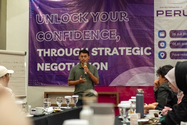 Latih Pelaku UMKM Kuasai <i>Public Speaking</i> untuk Tingkatkan Daya Saing