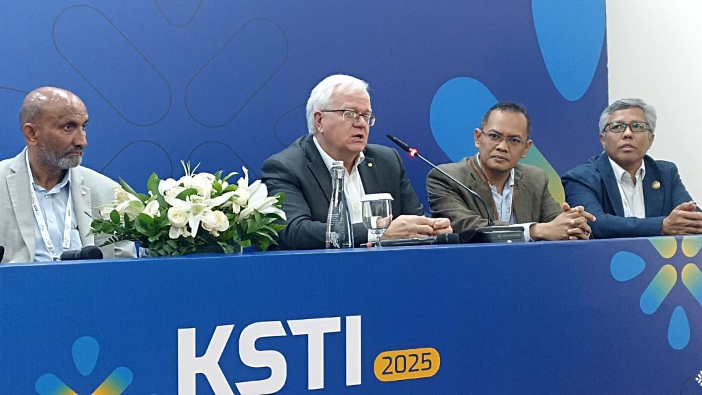 Peraih Nobel Laureate di bidang Fisika, Brian Schimdt. Foto: Medcom,id/Ilham Pratama