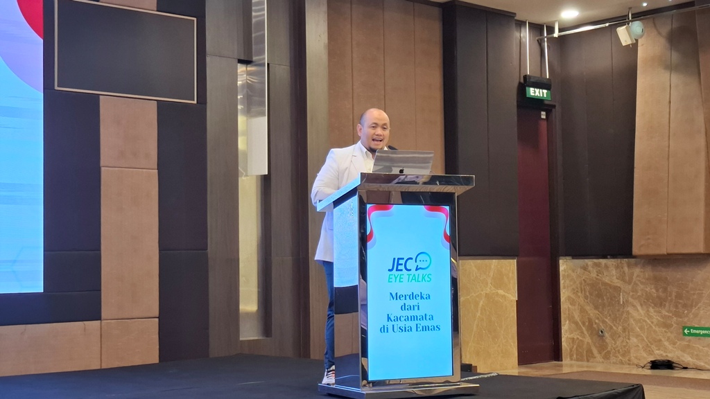 dr. Nashrul menambahkan bahwa ada orang-orang yang mengalami presbiopia sejak awal. Dok. Aulia/Medcom