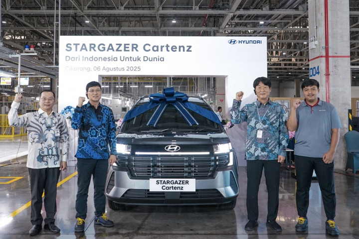 Hyundai Mulai Produksi Massal Stargazer Cartenz Series di Indonesia