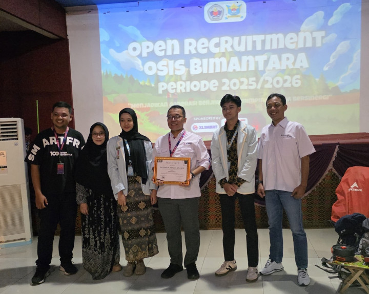 Teman Pintar XLSmart Sukses Gelar Edukasi Literasi Digital di 4 Kota