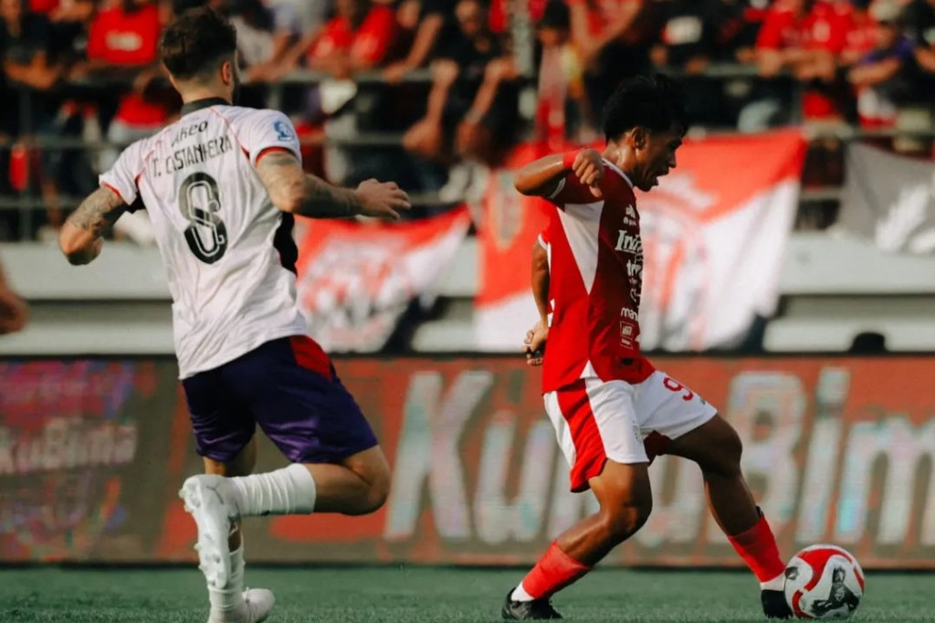 Suasana laga Bali United vs Persib Bandung. (Foto: Instagram resmi Bali United)