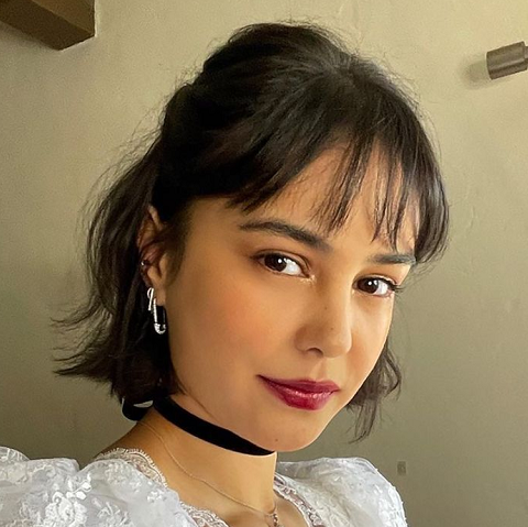 Gaya rambut half-up twisted. (Foto: Dok. Istimewa)