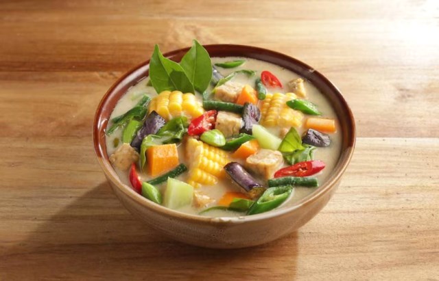  Sayur lodeh salah satu kuliner yang disukai Presiden pertama Republik Indonesia (RI) Soekarno. (Foto: Dok. Royco.co.id)