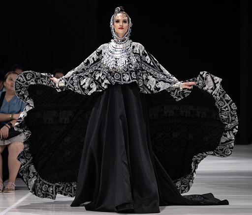 Koleksi 'The Pulse of Pride' by Pitnapat Yotinratanchai di JF3 2025. (Foto: Dok. JF3)