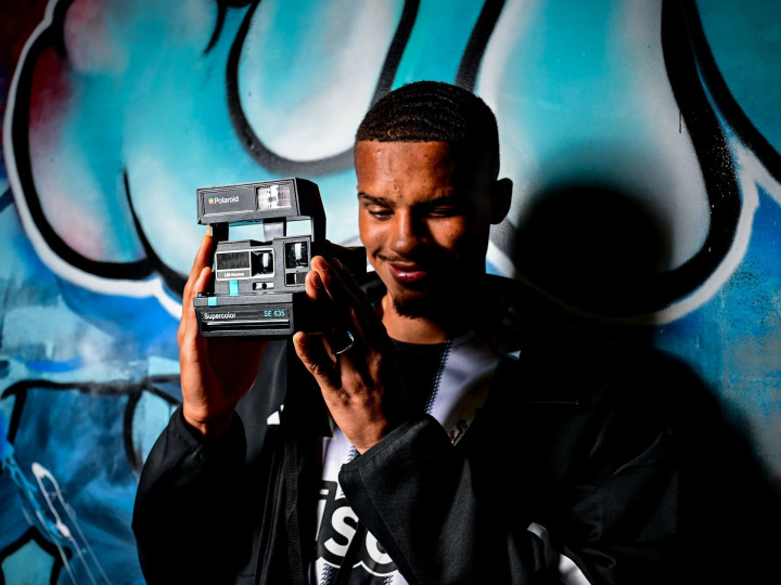 Newcastle Dapatkan Bek AC Milan