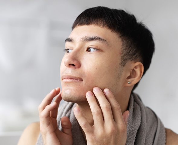 2 Prosedur Perawatan Kulit untuk Pria