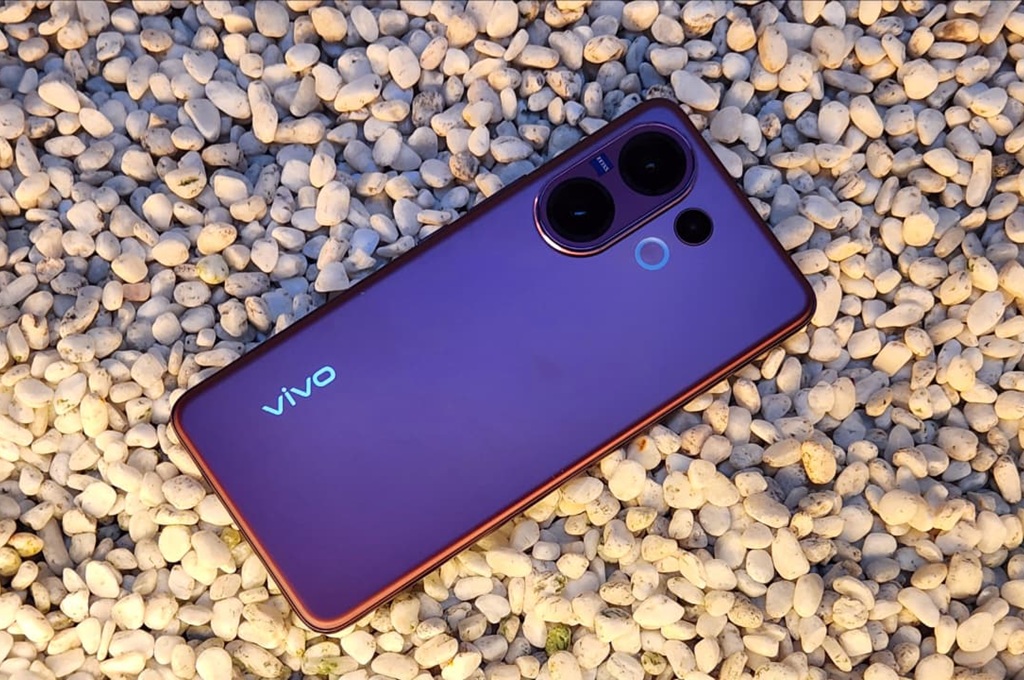 vivo mengumumkan kesiapannya untuk merilis vivo V60 di pasar smartphone Indonesia.