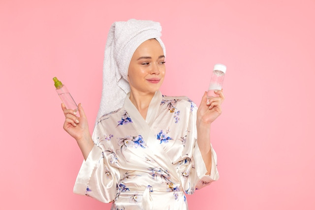  Berikut beberapa rekomendasi merek skincare yang bagus dan aman untuk kulit. (Foto: Ilustrasi/Dok. Freepik.com)