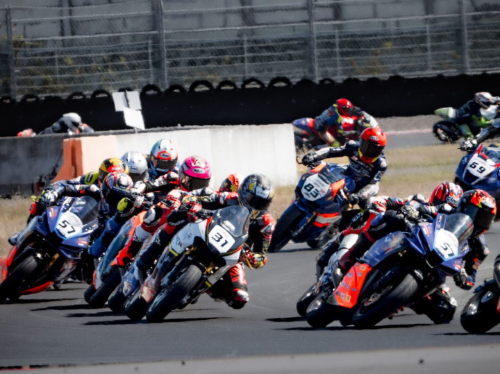 MS Glow For Men Racing Team Catatkan Double Podium Di MRS 2025 Seri Ke-3