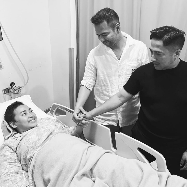 Raffi Ahmad Kenang Kado Ultah Terakhir dari Mpok Alpa