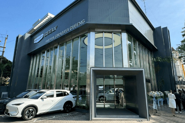 Geely Perluas Bisnis Ke Jawa Timur, Bangun Dealer Di Surabaya