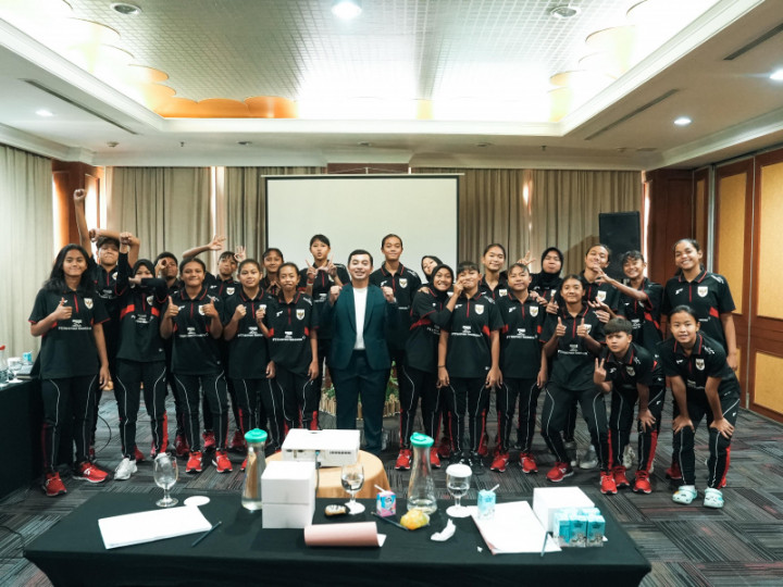 Timnas Putri U16 Dapat Latihan Komunikasi