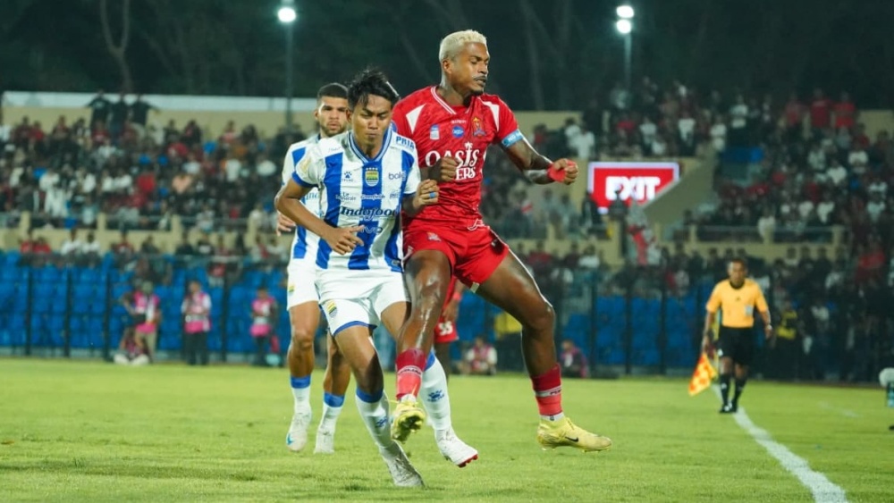 Suasana pertandingan Persijap Jepara vs Persib Bandung (ileague.id)