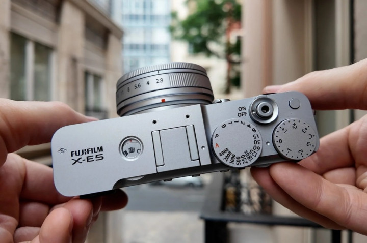 Fujifilm X-E5, Kamera Mirrorless APS-C Sensor 40,2MP dan Video 6.2K