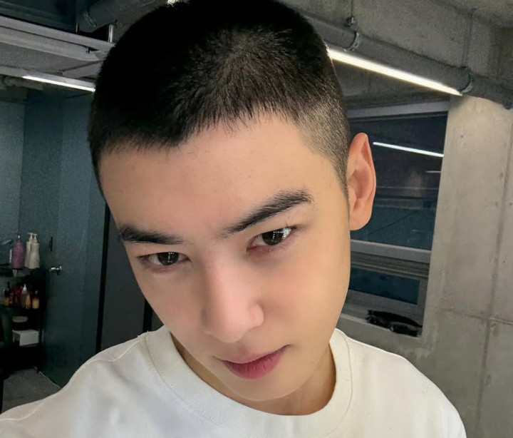 Lagi Wamil, Cha Eun Woo Jadi 'Bintang' di Pusat Pelatihan Militer