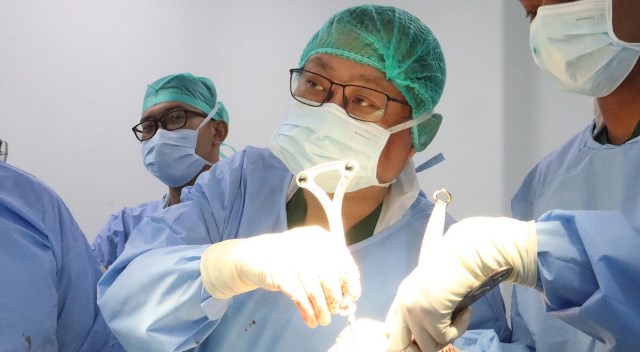 Prof. DR. dr. Ismail Hadisoebroto Dilogo, SpOT, SubSp. P.L. (K) Spesialis Orthopedi dan Traumatologi. (Foto: Dok. Istimewa)
