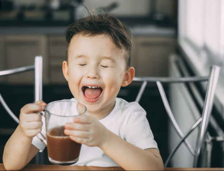 Amankah Susu Cokelat untuk Anak? Ini Fakta Gizinya