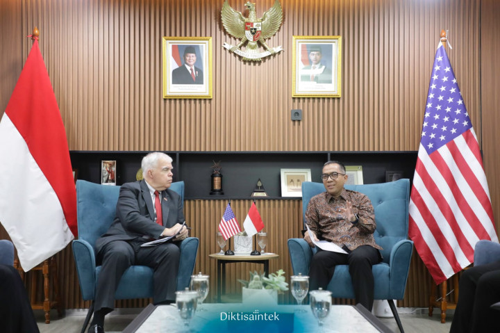 Kemendiktisaintek Targetkan Ratusan Mahasiswa dan Peneliti Studi di AS Setiap Tahun