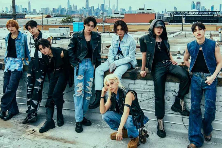 Stray Kids Pecahkan Rekor, Album KARMA Tembus 2 Juta Kopi dalam Sehari