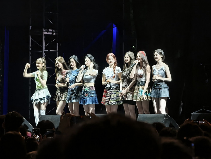 Hearts2Hearts Senang Tampil Perdana di Kampung Halaman Carmen