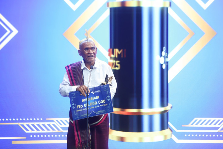 Mengenal Kamilus Tupen, Sosok yang Rela Lepas Jabatan Manager Demi Membangun Pertanian Desa