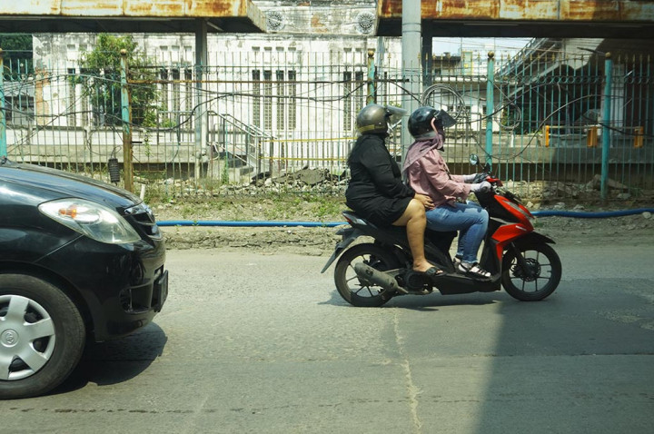 Lima Hal Ini Wajib Dipahami Pengendara Wanita Di Jalan
