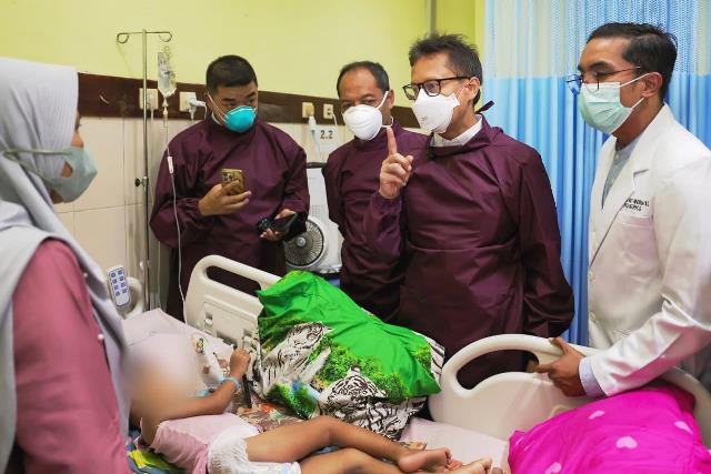    Menkes sebut tingkat penularan campak bisa mencapai 18 kali lipat dari 1 kasus. (Foto: Dok. Birkom Kemenkes)