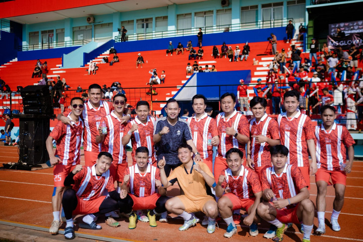 Mantan Pemain Timnas Hingga Wali Kota Meriahkan Turnamen Sepak Bola Kemerdekaan di Stadion Gajayana