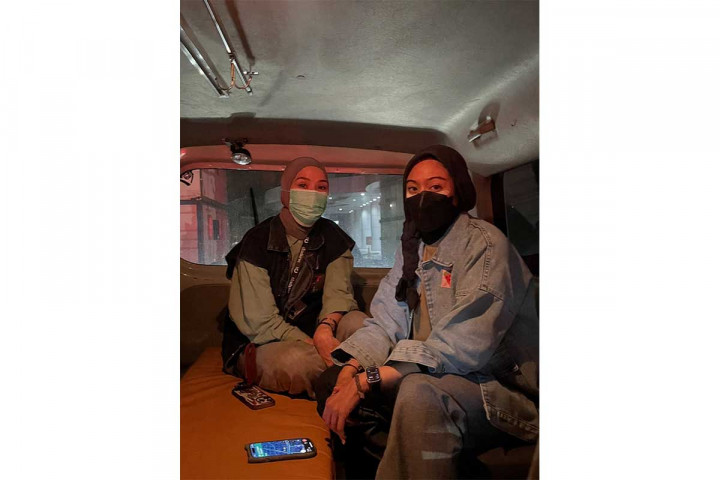 Zaskia Adya Mecca jadi Relawan Medis di Kwitang untuk Bantu Demonstran