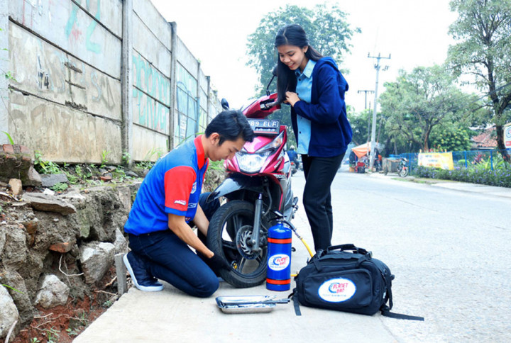 Cara Aman Tambal Ban Tubeless di Motor