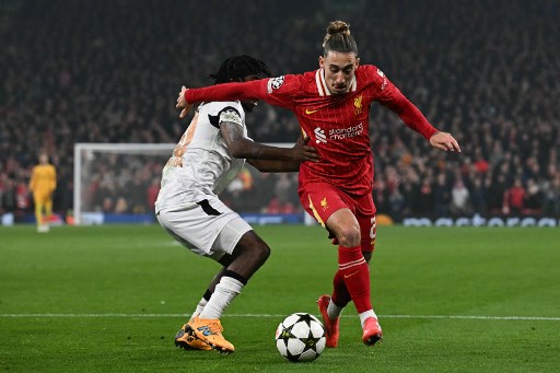 Resmi, AS Roma Pinjam Bek Kiri Liverpool Kostas Tsimikas