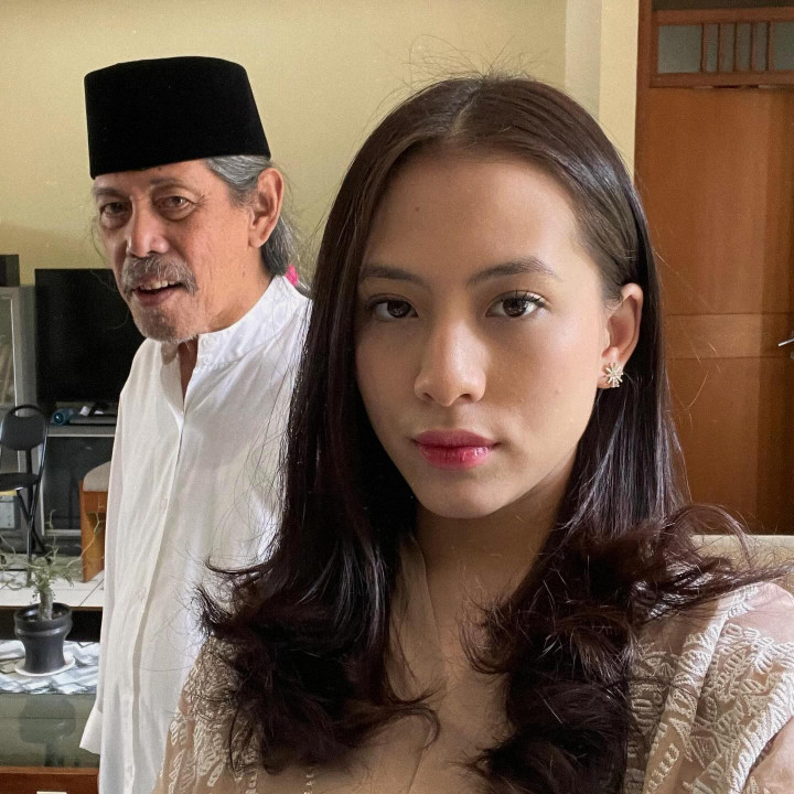 Profil Acil Bimbo, Kakek Adhisty Zara yang Meninggal Dunia di Usia 82 Tahun