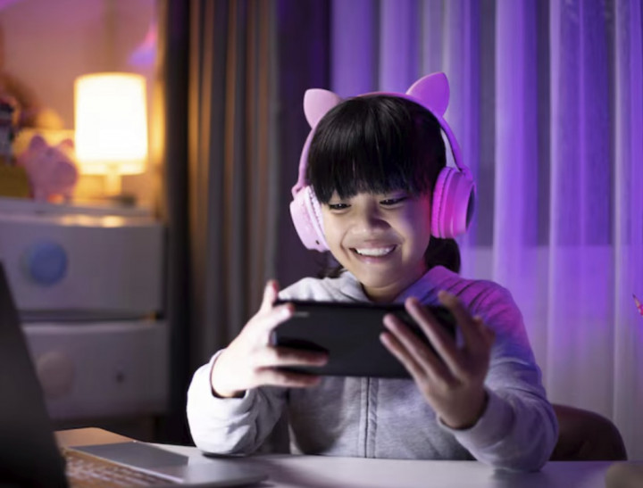 Wajib Tahu! Inilah Risiko Game Online bagi Anak-anak