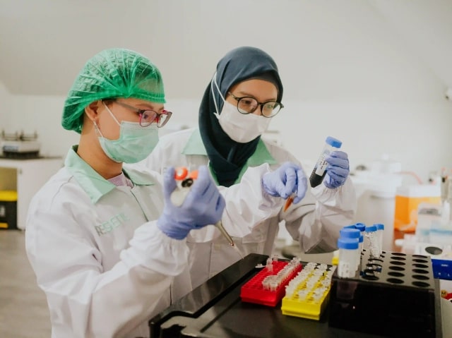 Regene Genomics Dorong Lahirnya Generasi Melek Sains Lewat OGI 2025