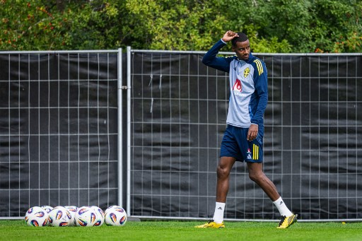 Gyokeres Sambut Alexander Isak di Liverpool