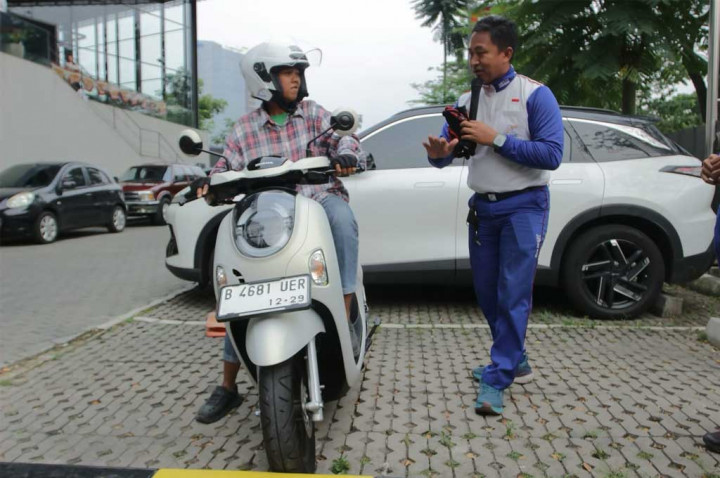Pentingnya Keselamatan Berkendara Motor untuk Gen Z dan Teman Tuli