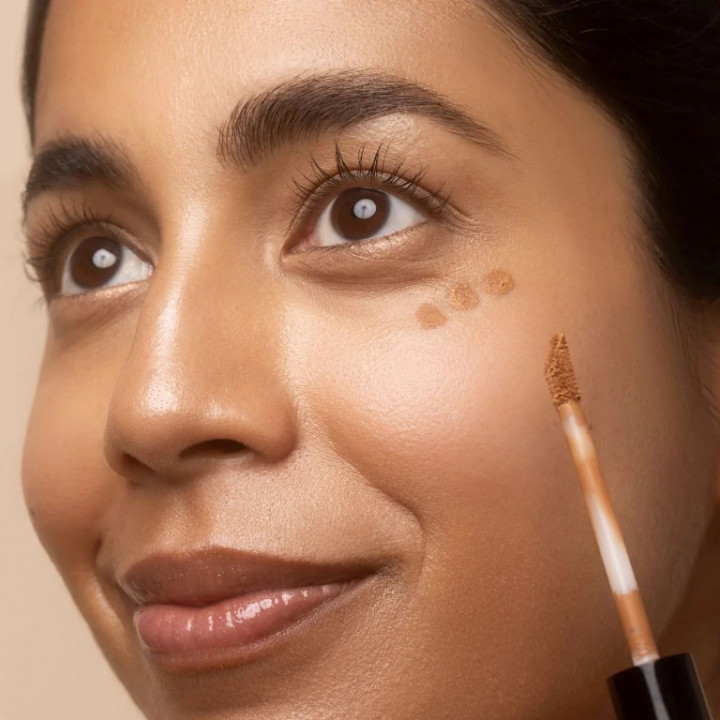 4 Concealer Beserta Rekomendasi Shade untuk Kulit Sawo Matang