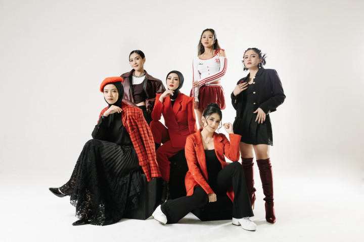 Formasi Baru, Super Girlies Rilis Ulang 