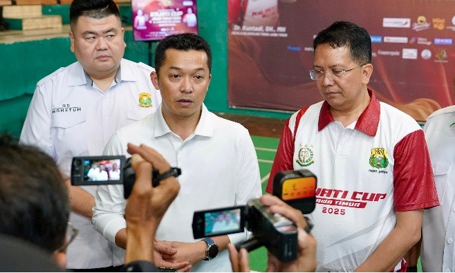 Wamenpora Apresiasi Perhatian Kajati Jatim untuk Bulu Tangkis