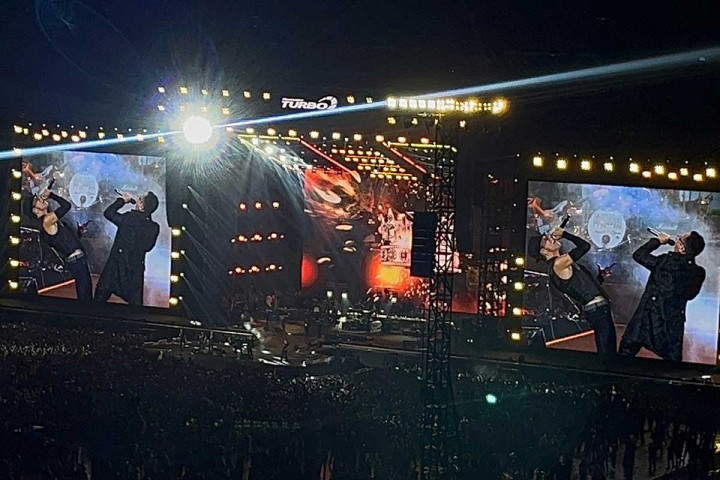 Ahmad Dhani Bangga Bisa Satukan Steve Vai dan Gary Cherone di Konser Dewa 19