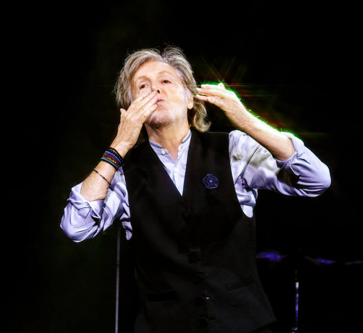 Paul McCartney hingga Leonardo DiCaprio Hadiri Konser Reuni Oasis