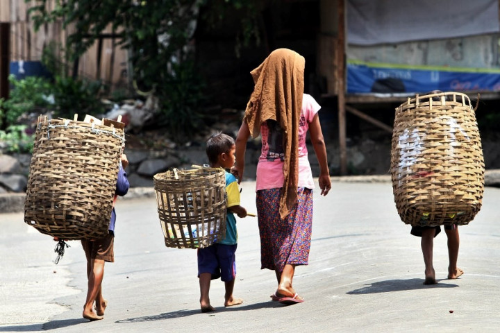 9 Ciri-Ciri Orang Miskin Menurut Pemerintah, Dari Hunian hingga Makan Sehari-Hari