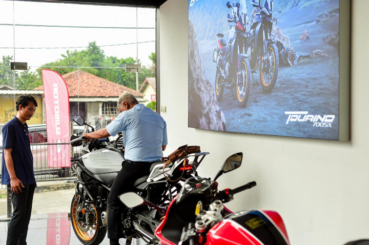 QJMotor Ekspansi Bisnis Ke Bekasi, Area Penyangga Ibukota