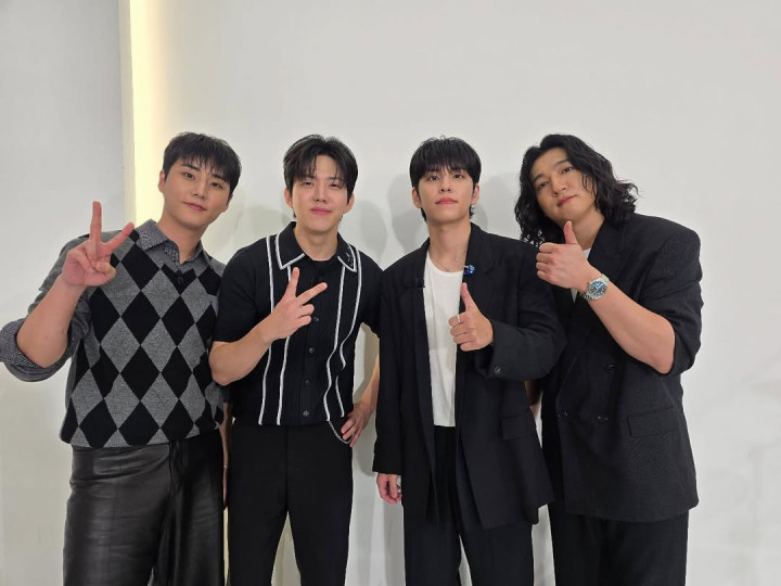 DAY6 Ungkap Gaji Pertama Cuma Rp42 Ribu: Kami Tak Punya Apa-Apa